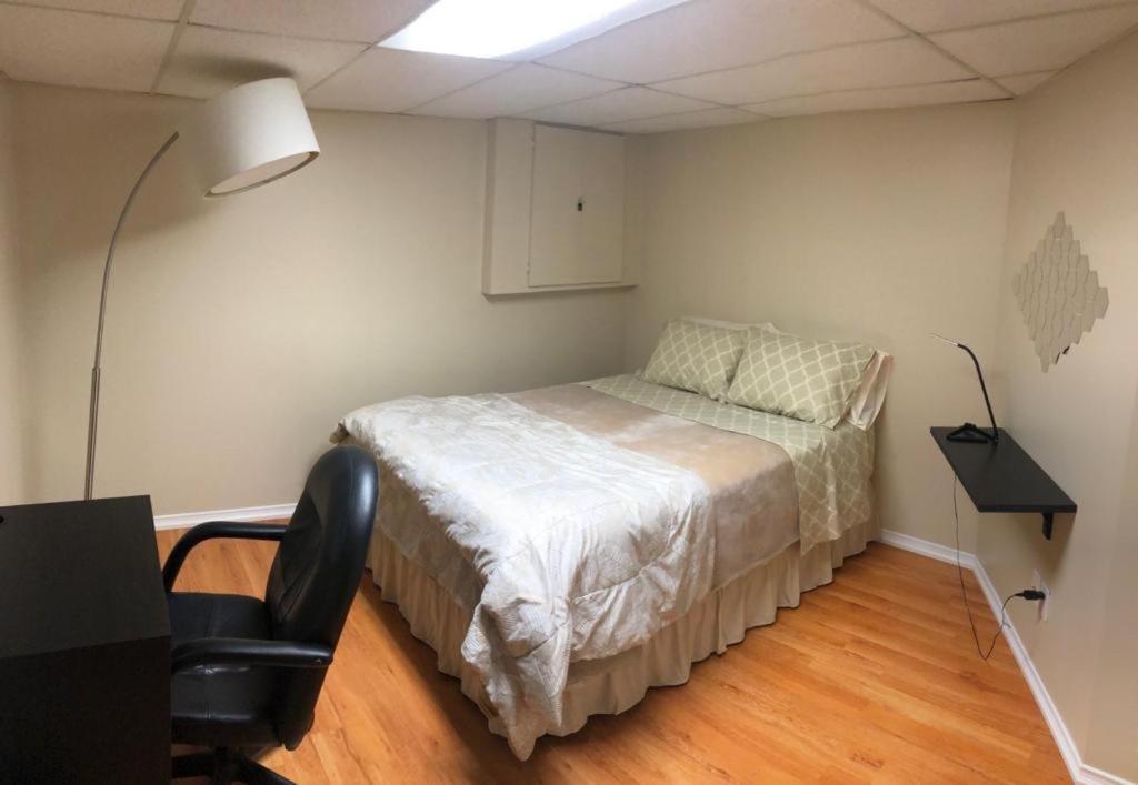 Basement Apartment In Richmond Hill Luaran gambar